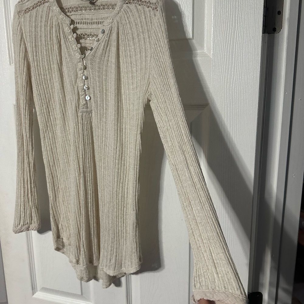 Lucky Brand Ribbed/Crocheted Button Front Henley Top - Picture 8 of 16